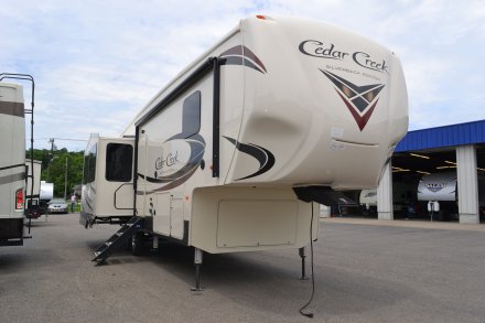 5Th Wheel Campers >> 5th Wheel Campers By Forest River At Wholesale 5Th Wheel Campers >> 5th Wheel Campers By Forest River At Wholesale