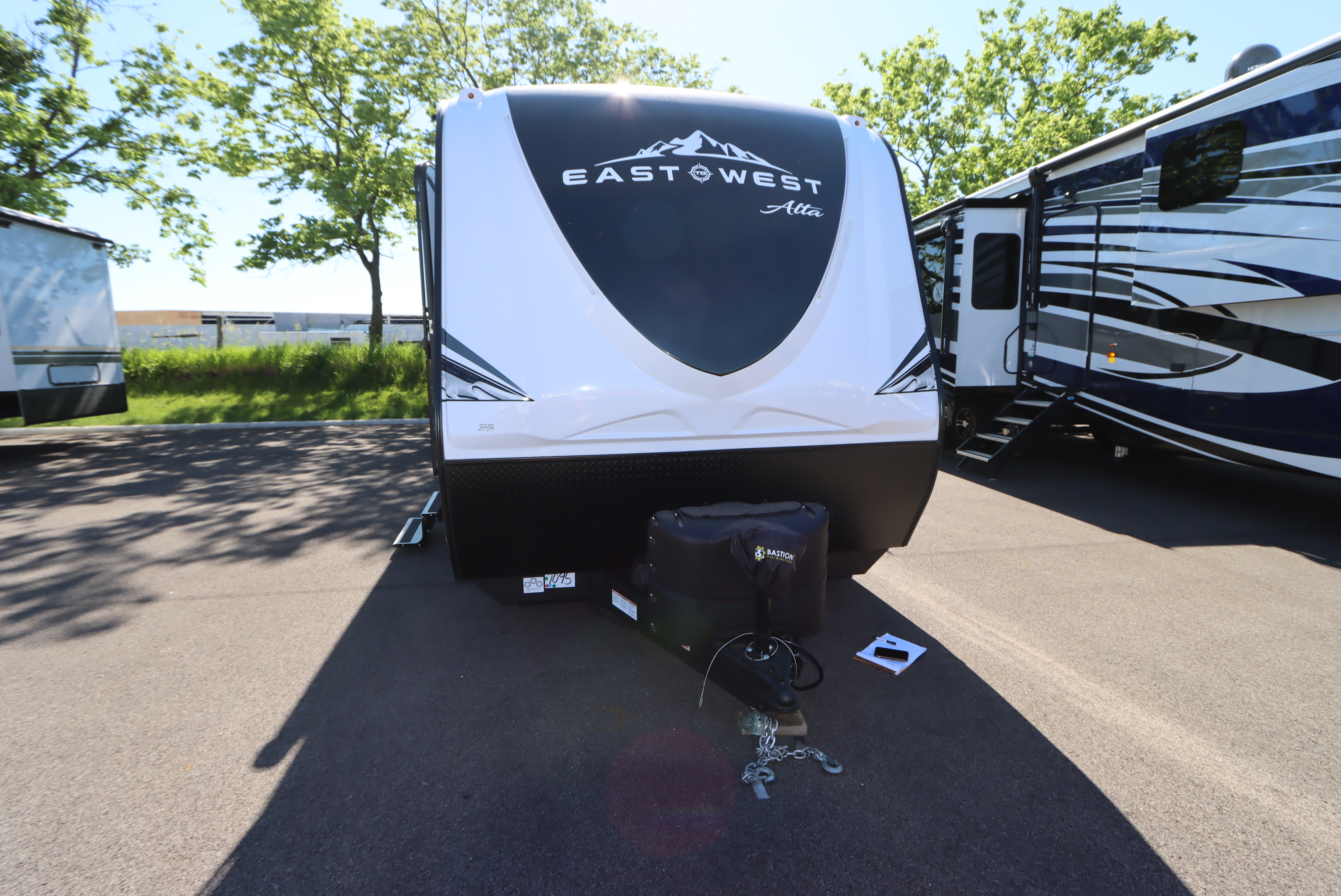 2022 Alta 2850KRL Travel Trailer by East to West On Sale (RVN24963)