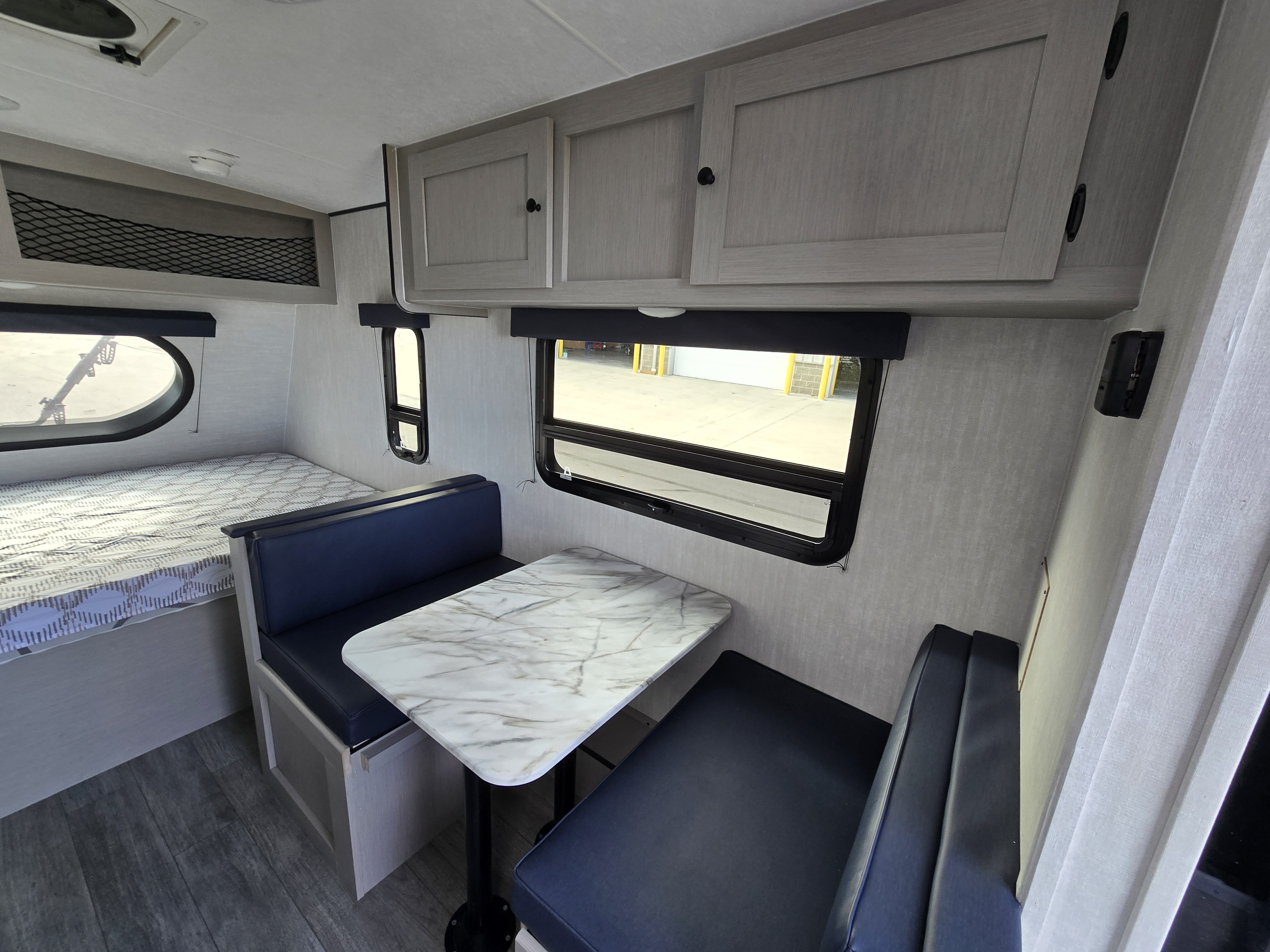 2025 Remote 15R Travel Trailer by Coachmen On Sale (RVN29302)