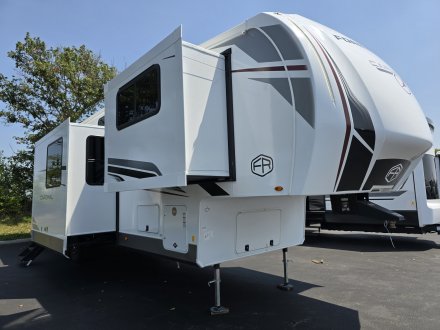 5th Wheel Campers by Forest River at Wholesale