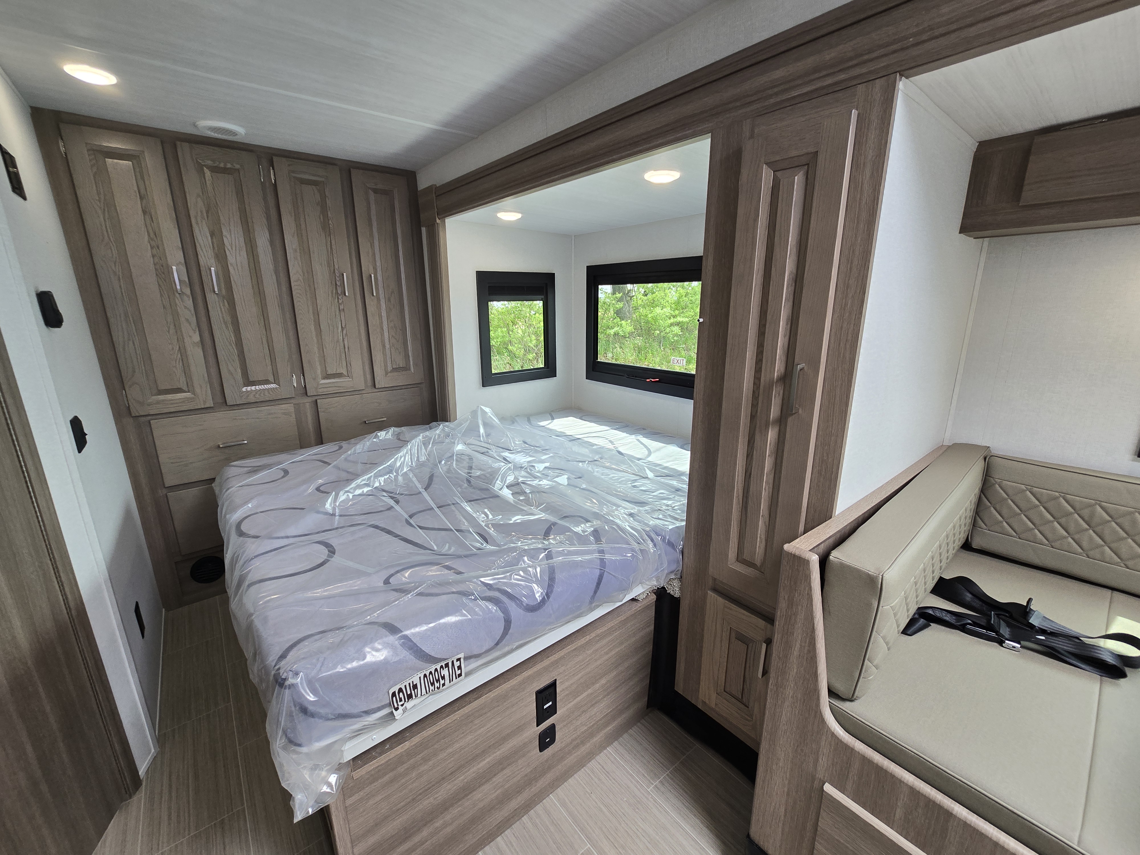 2026 Entrada M-Class 24FM Class C Motorhome by East to West On Sale ...