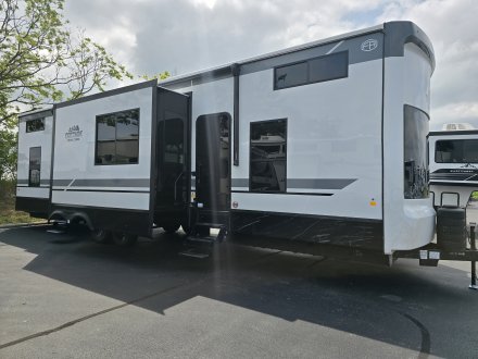 2027 Forest River 40CBK Park
