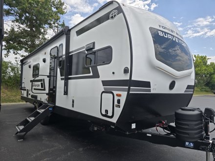 2027 Forest River Grand Surveyor 268fkbs