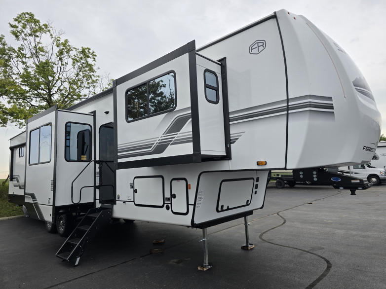 2027 Sabre 37FLH Fifth Wheel