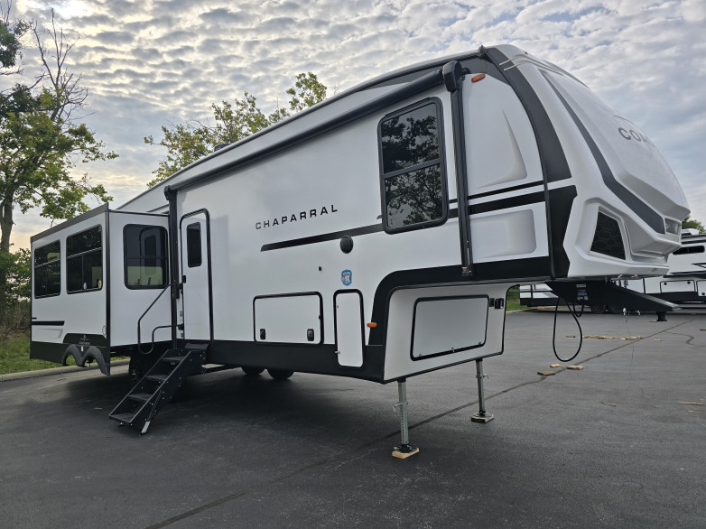 2027 Chaparral 336TSIK Fifth Wheel