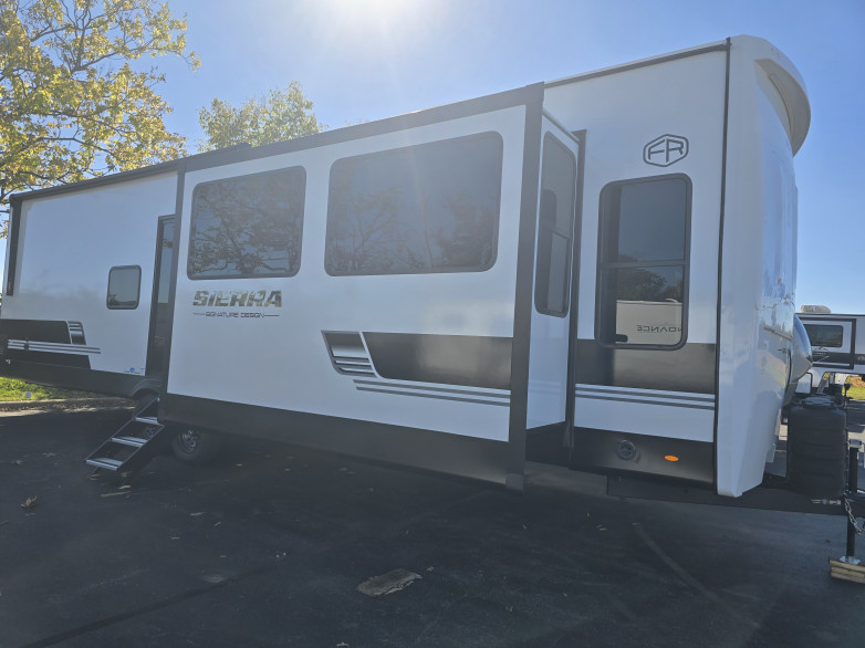 2027 Sierra Destination 389HBFL Park Trailer